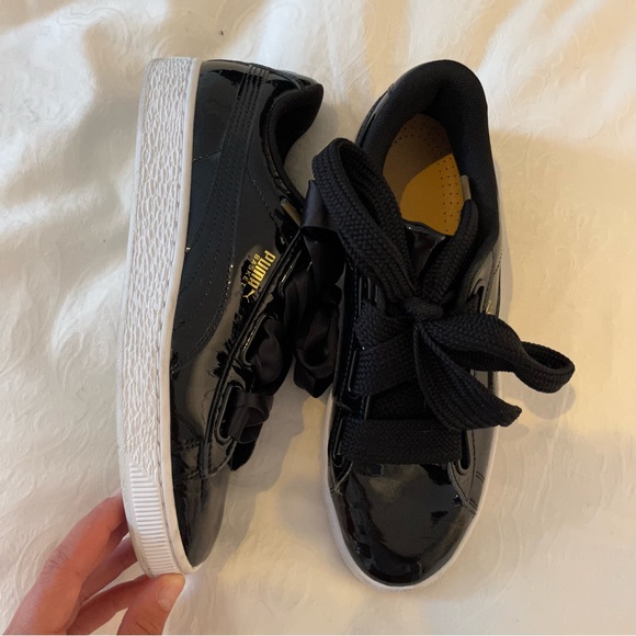 Puma black shoes with bow - Picture 4 of 6